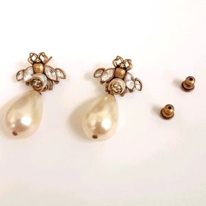 Gucci Bee earrings